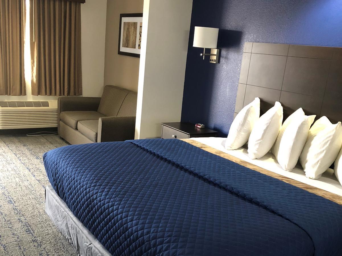 Executive Inn And Suites Joaquin Экстерьер фото
