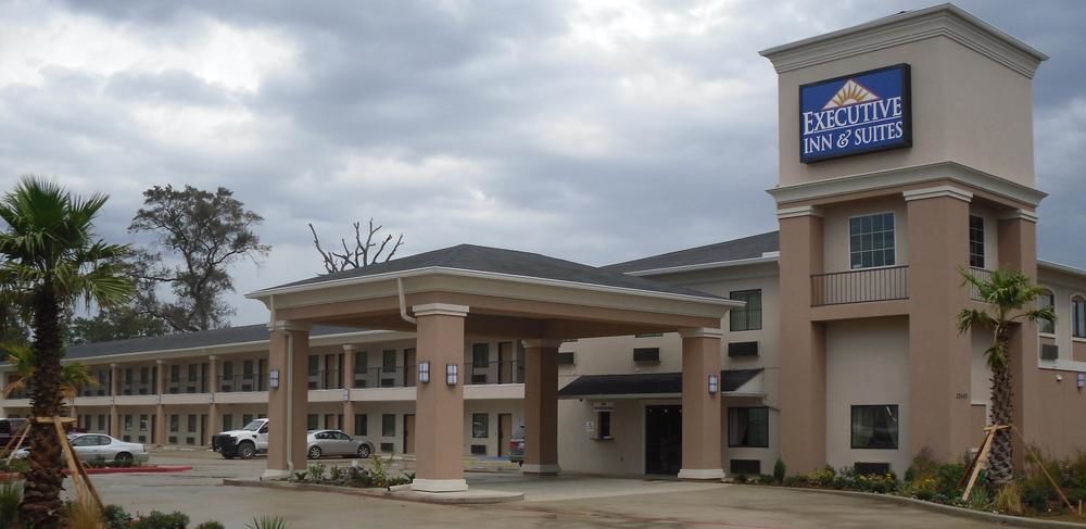 Executive Inn And Suites Joaquin Экстерьер фото